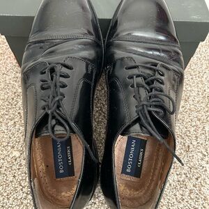 Bostonian Classic Black Leather Oxfords, Size 8.5 W